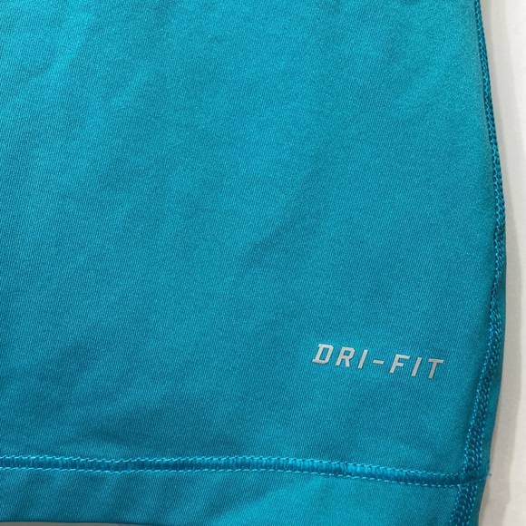 Nike Pro Dri-Fit Razorback - Picture 4 of 4